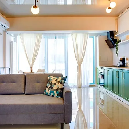 Apartament Alma Zev *